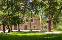 Extérieur du musée Chillida-Leku.  - Crédit : Mikel Chillida