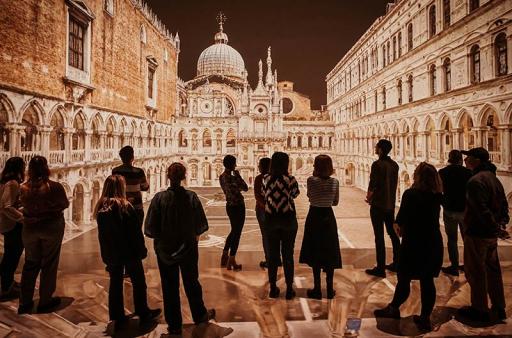 Vue de l'exposition «&nbsp;Venise Révélée&nbsp;» au Grand Palais immersif. - Crédit : Martin Hieslmair