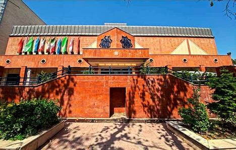 Musée d'art religieux de l'imam Ali, à Téhéran, Iran. © DR